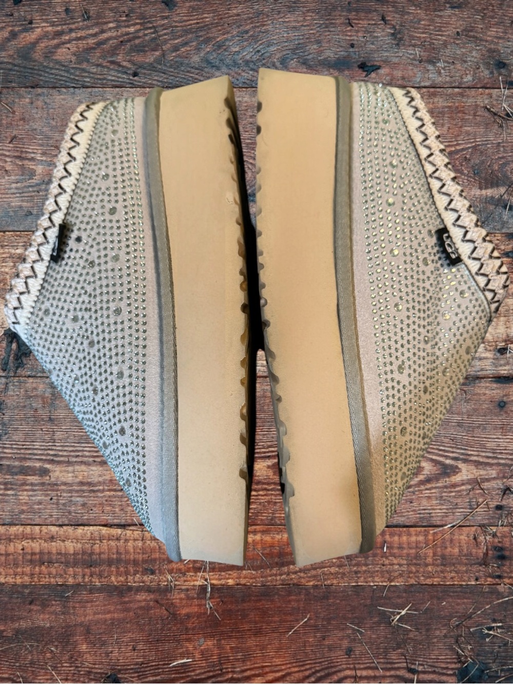 UGG RARE Vintage Tasman Platform Rhinestone Suede Mules Clogs Slippers Sand Grey - Picture 3 of 16